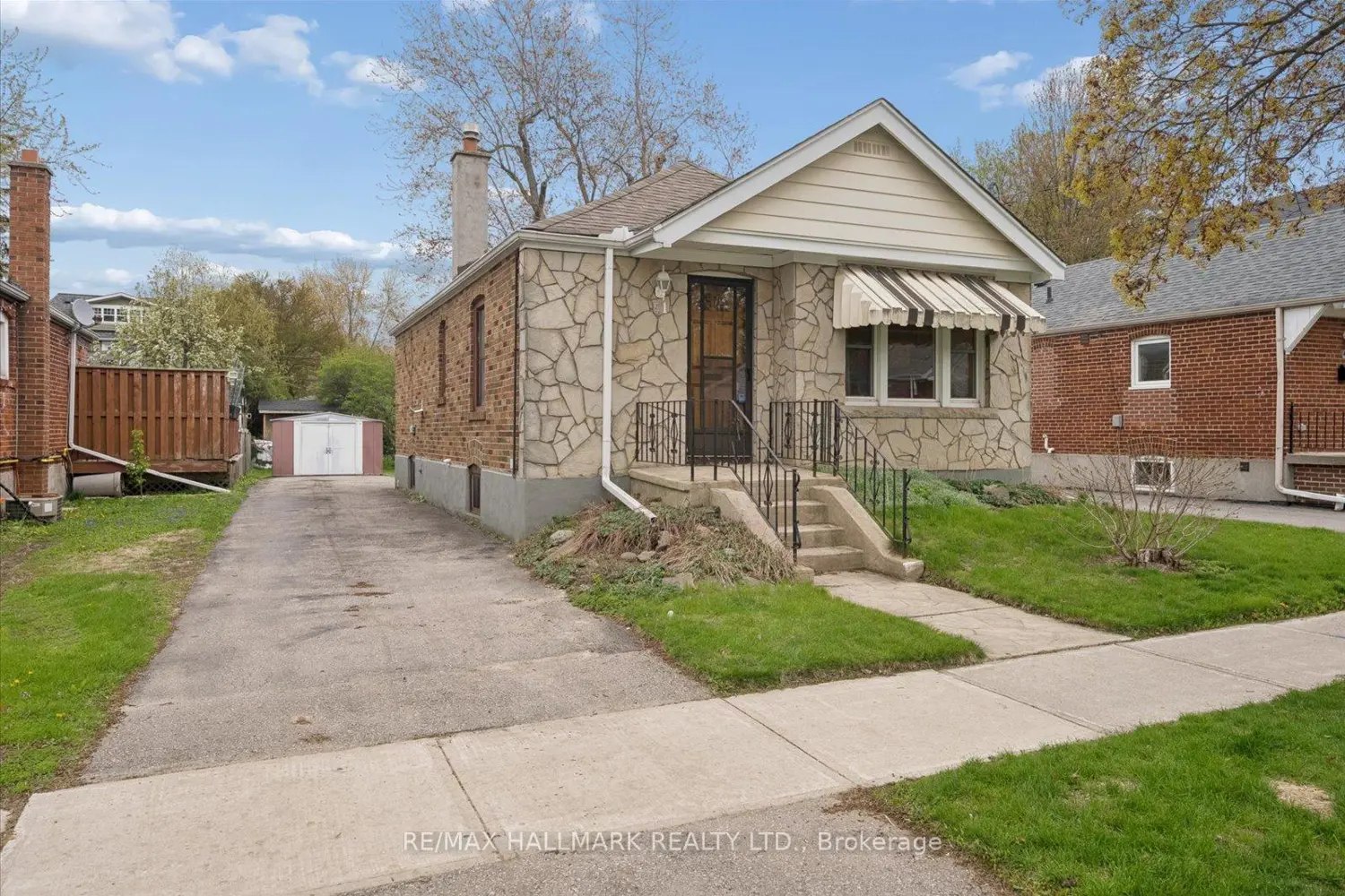 51 Bertha Avenue photo 2