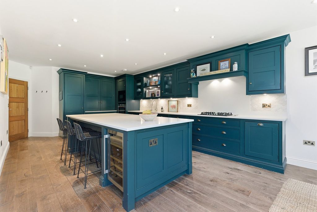 Additional image 7 of 5 bed detached house for saleOrchard Green, Beaconsfield, Buckinghamshire HP9