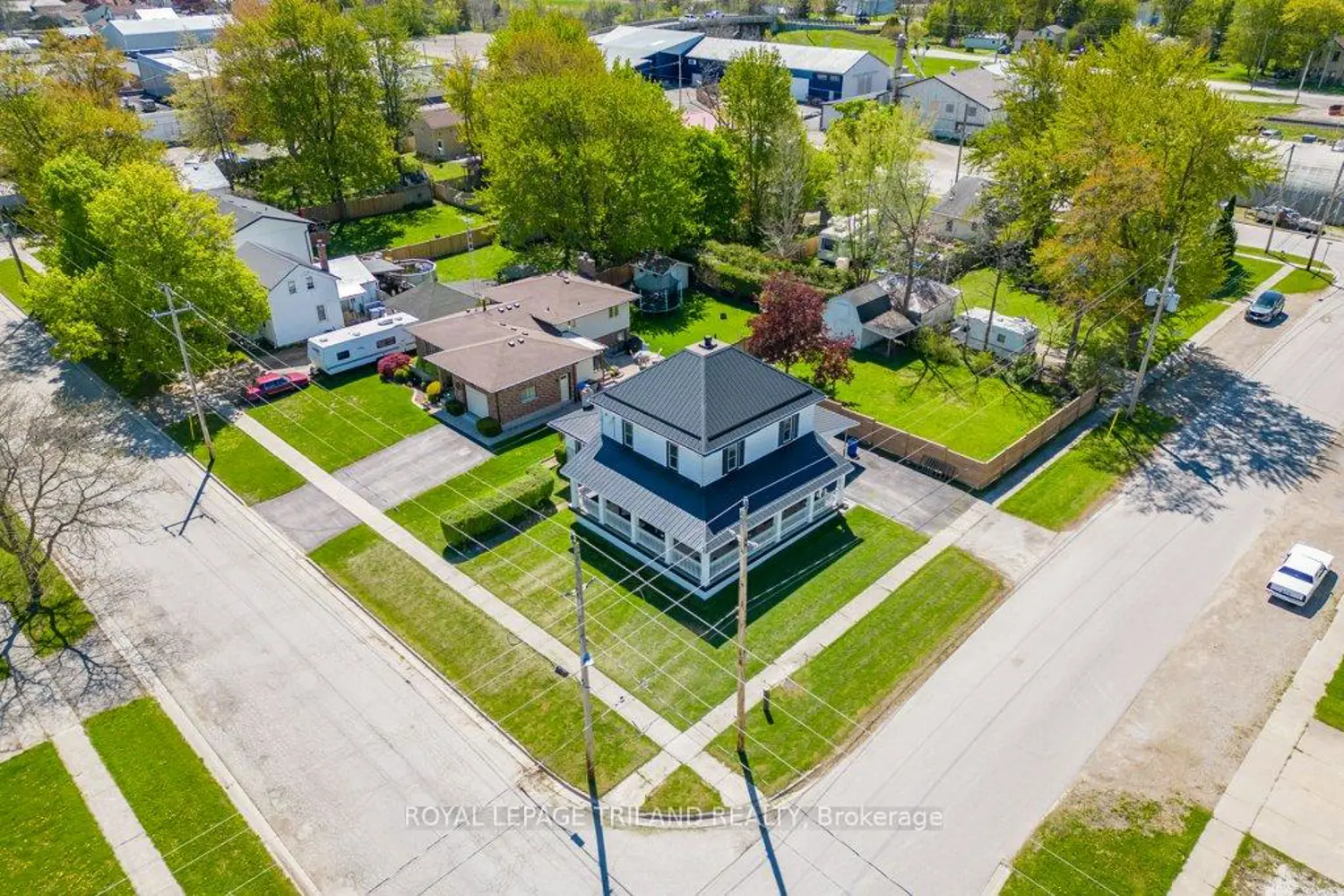311 Warwick Street photo 2