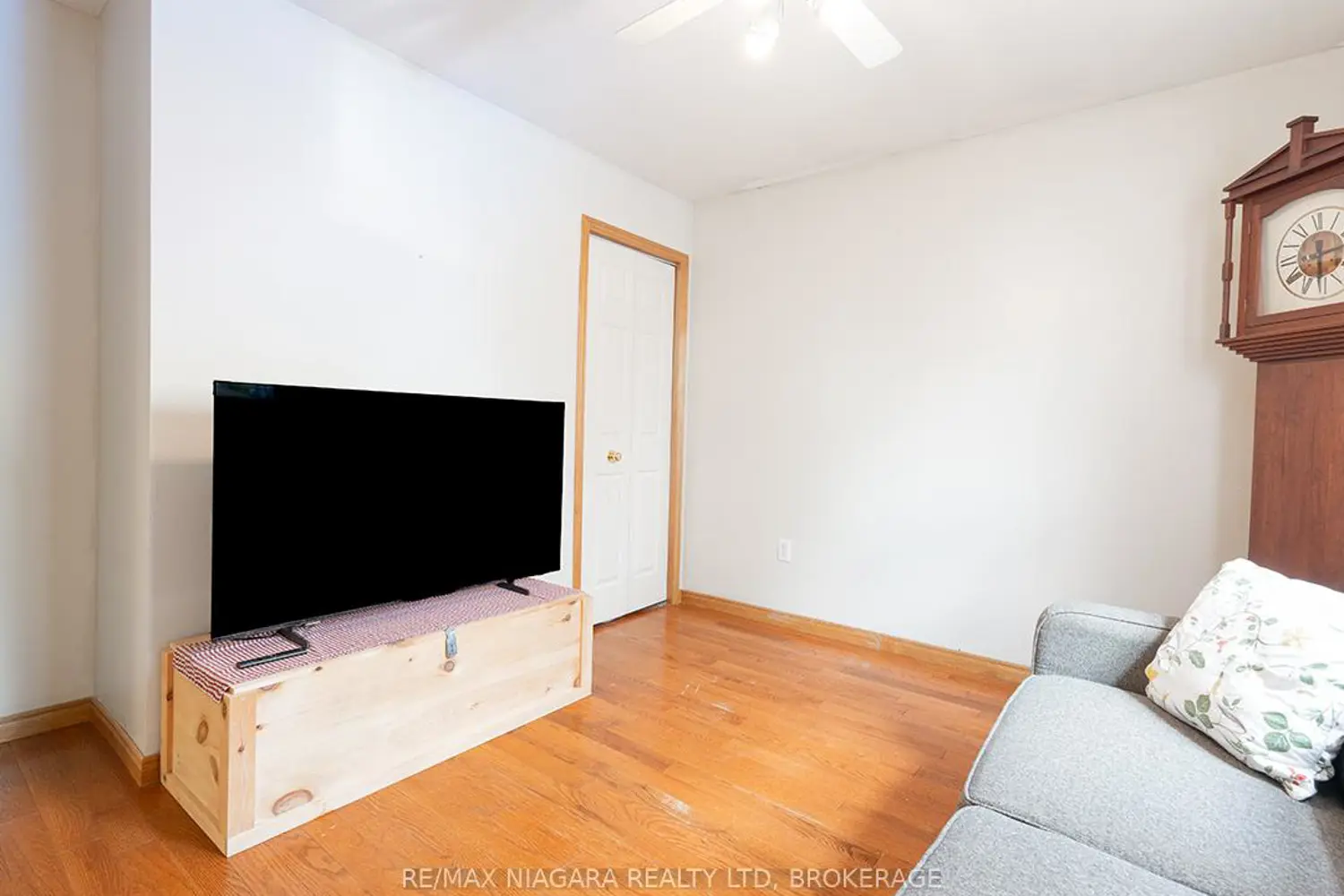 Additional image 6 of 3325 Evadere Avenue