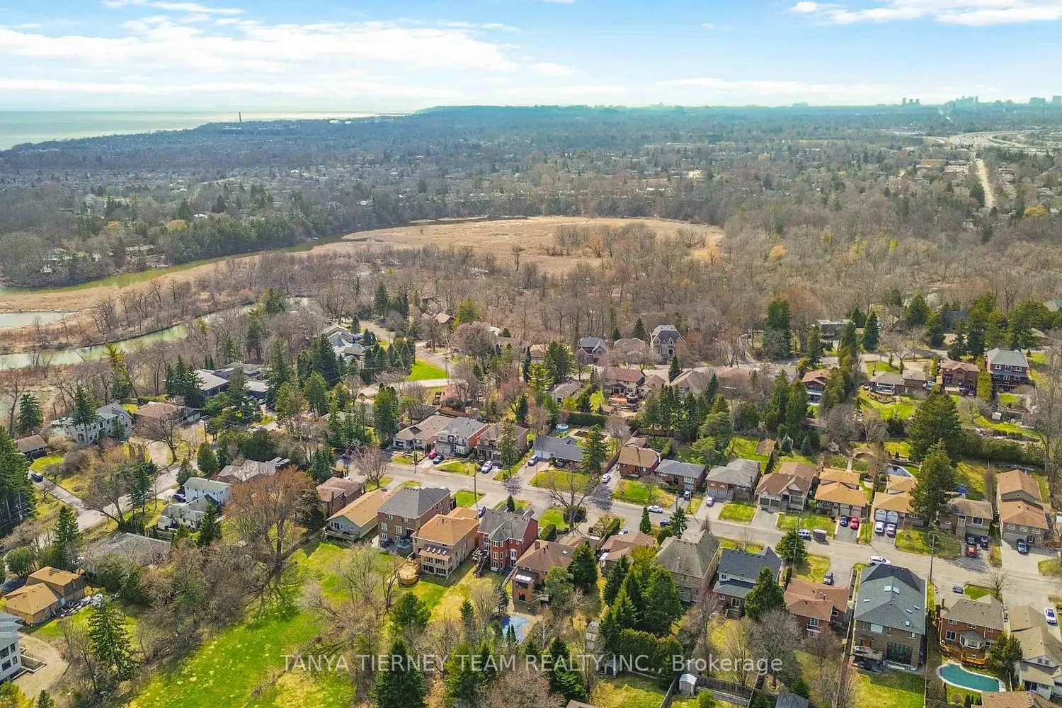 Additional image 19 of 467 Oakwood Drive