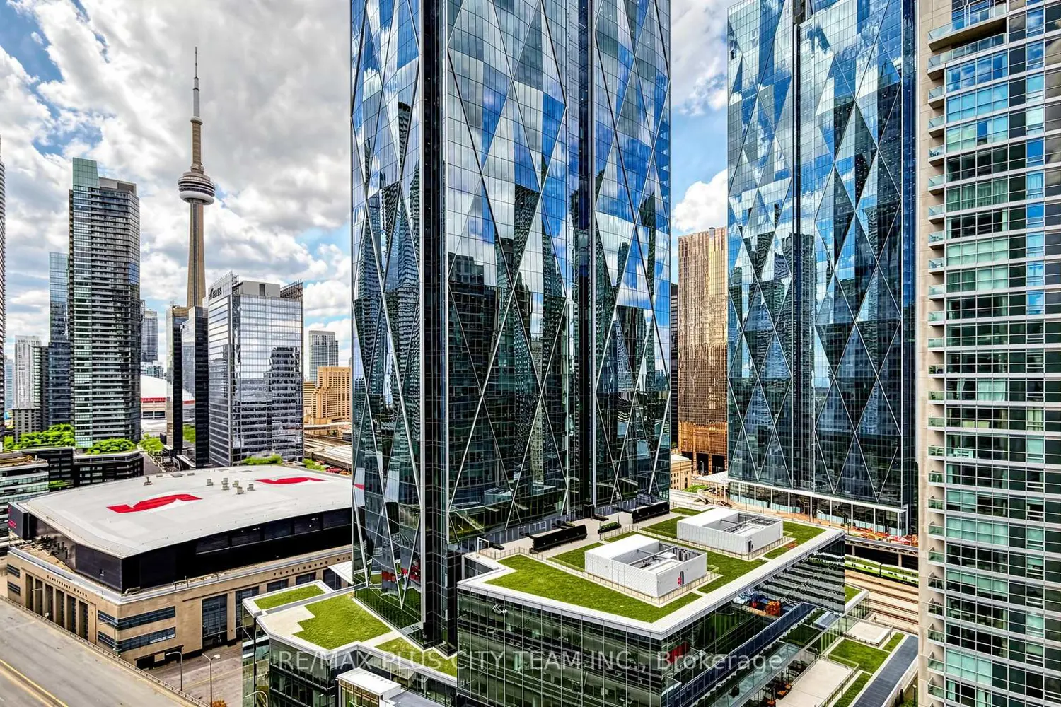 Additional image 7 of 16 Yonge Street 2604