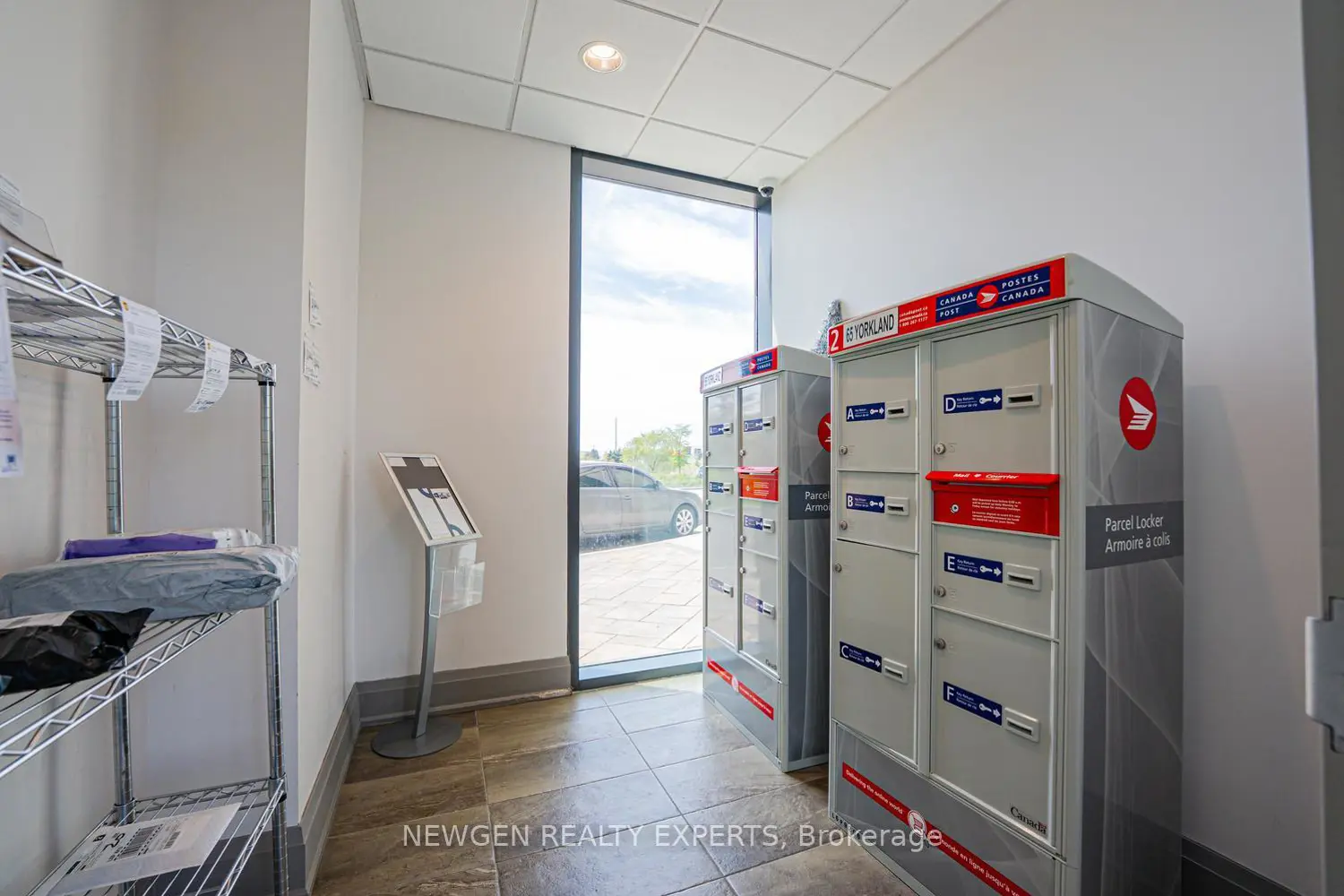 Additional image 12 of 65 Yorkland Boulevard 808