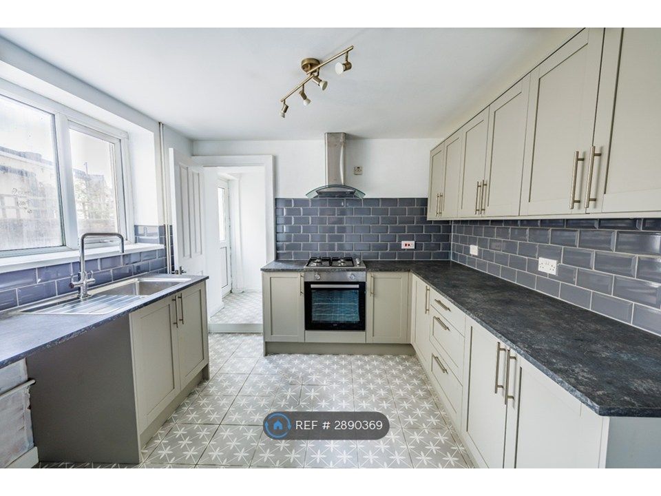Additional image 2 of 3 bed terraced house to rentBarry Road, Barry CF63