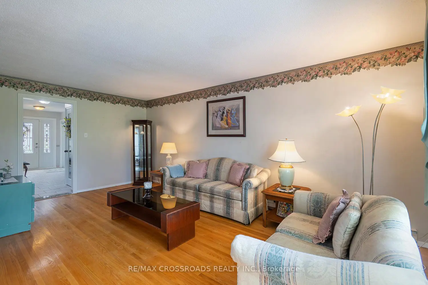 164 Glen Springs Drive photo 3