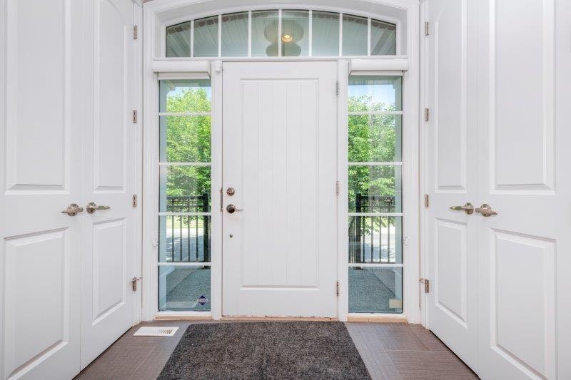 Additional image 6 of 1 Murmansk Way SW, Calgary, AB, T3E 7A8