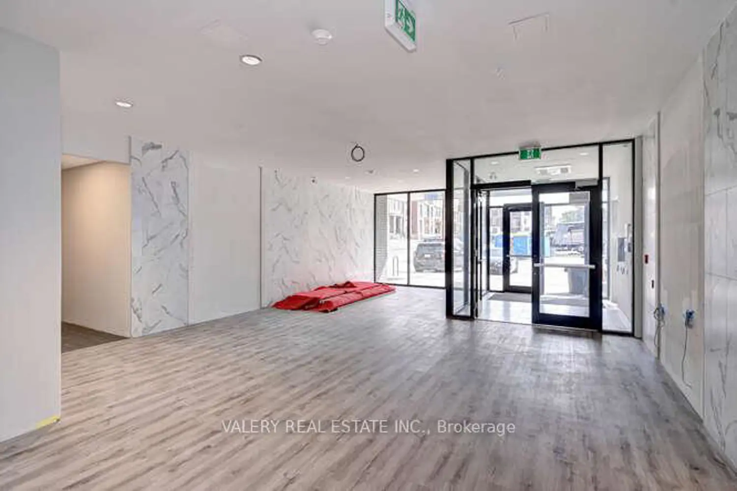 Additional image 3 of 103 Roger Street 102