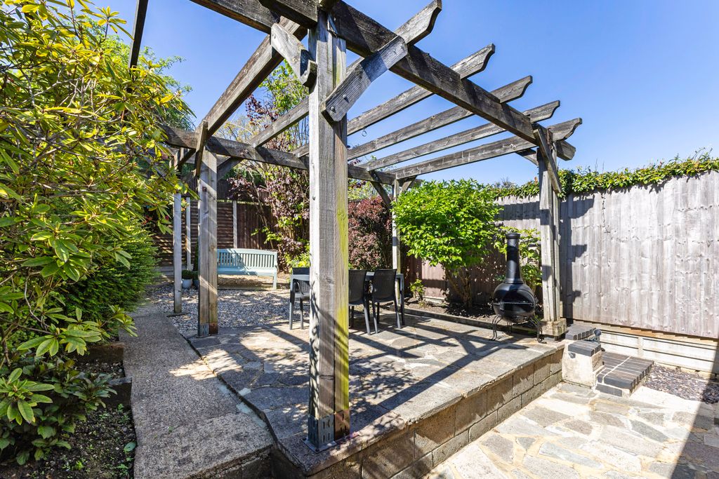 Additional image 9 of 4 bed detached house for saleWindmill Street, Bushey WD23