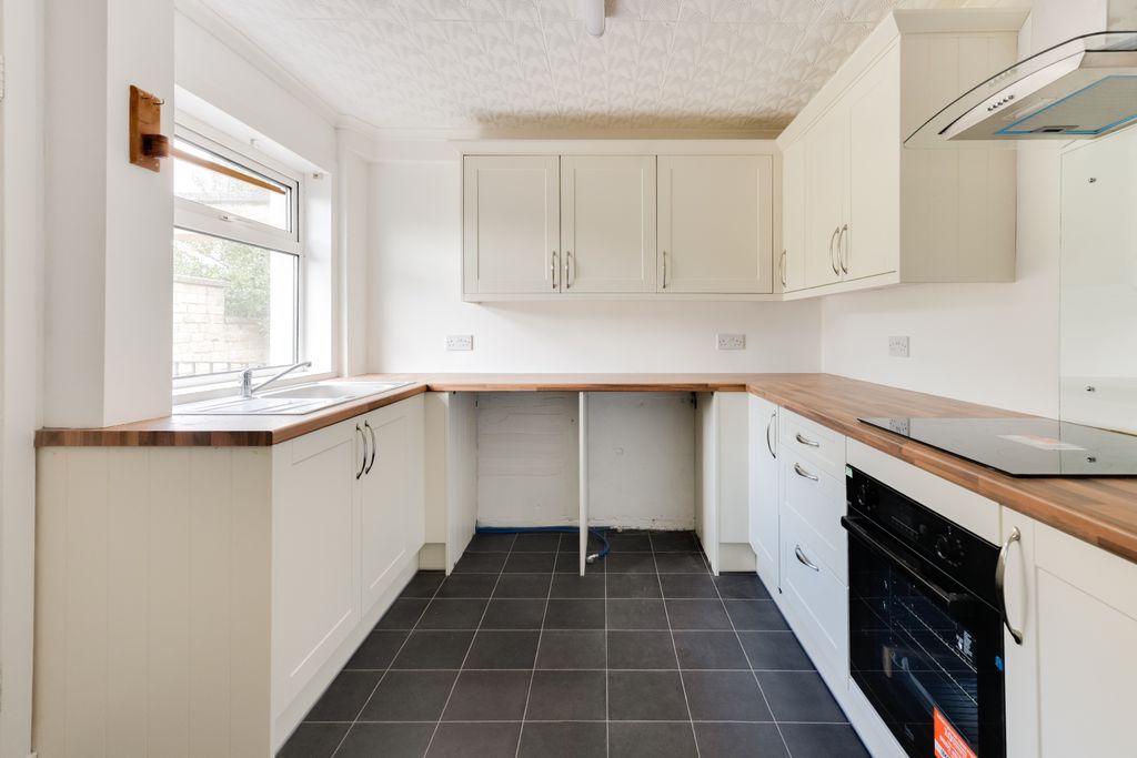 Additional image 7 of 3 bed semi-detached house to rentEarlsburn Avenue, Stirling FK7