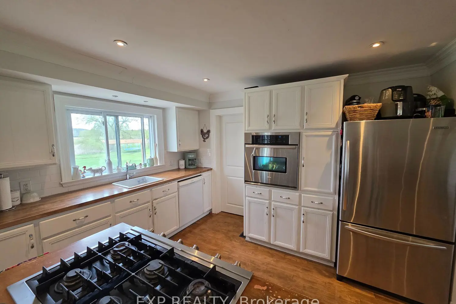 Additional image 14 of 2724 8 Side Road