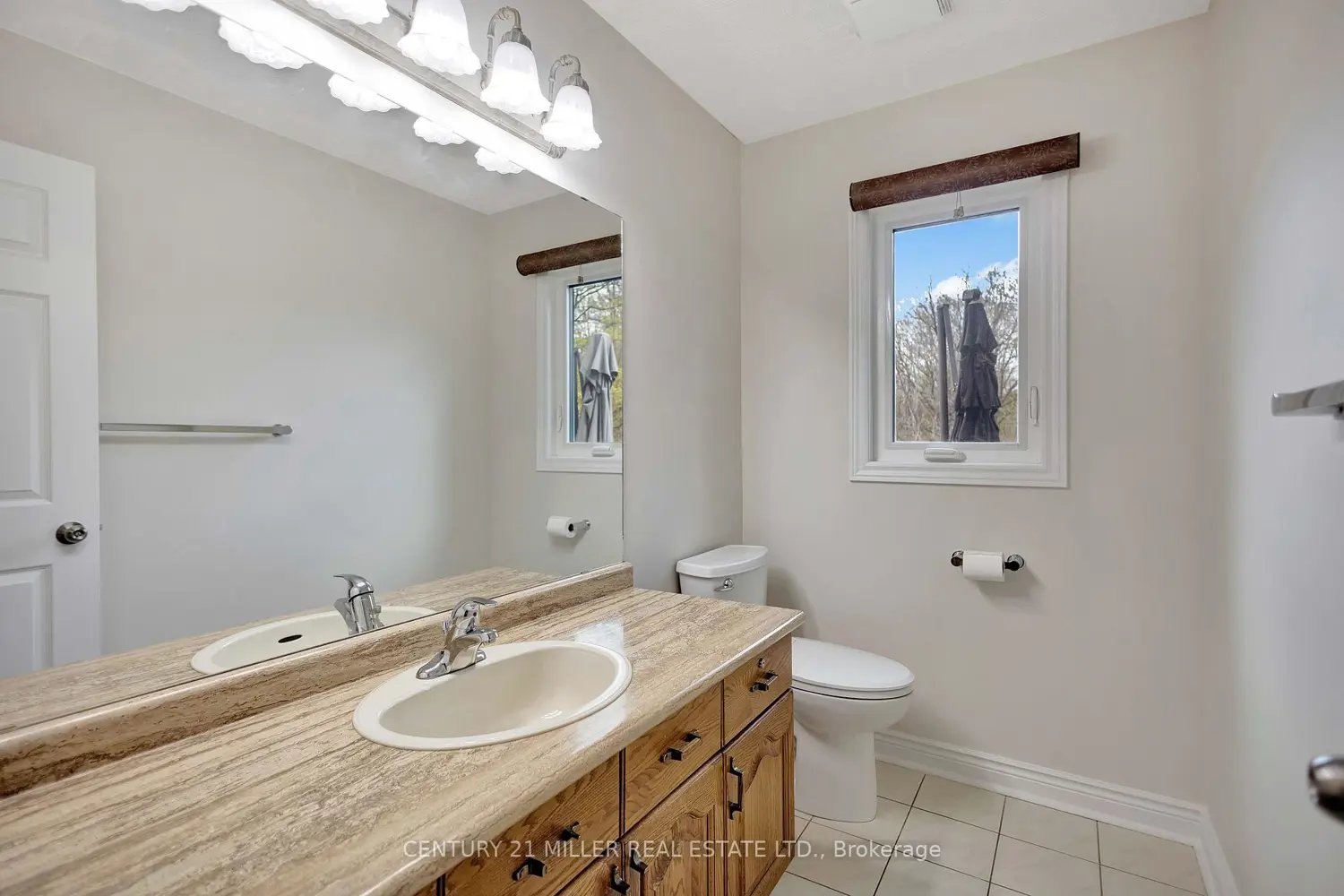 Additional image 8 of 1398 Winterberry Drive