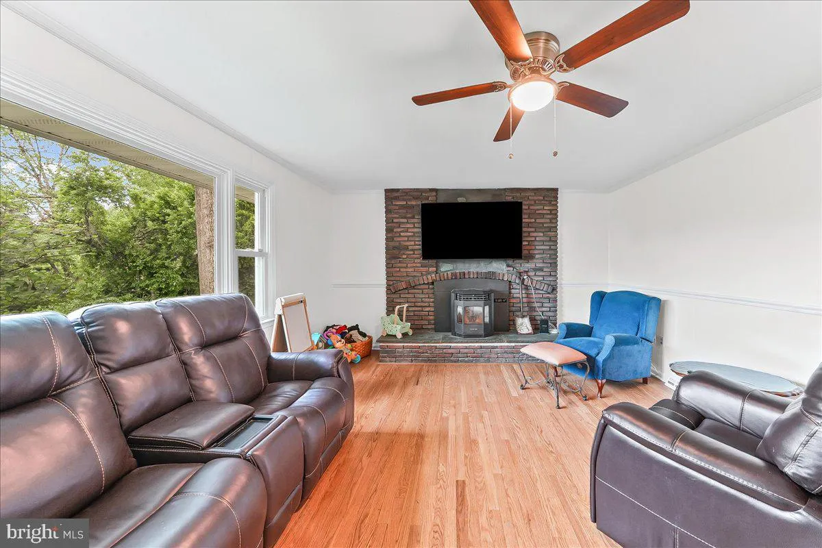 Additional image 59 of 5449 Crestline Road, Wilmington, DE 19808