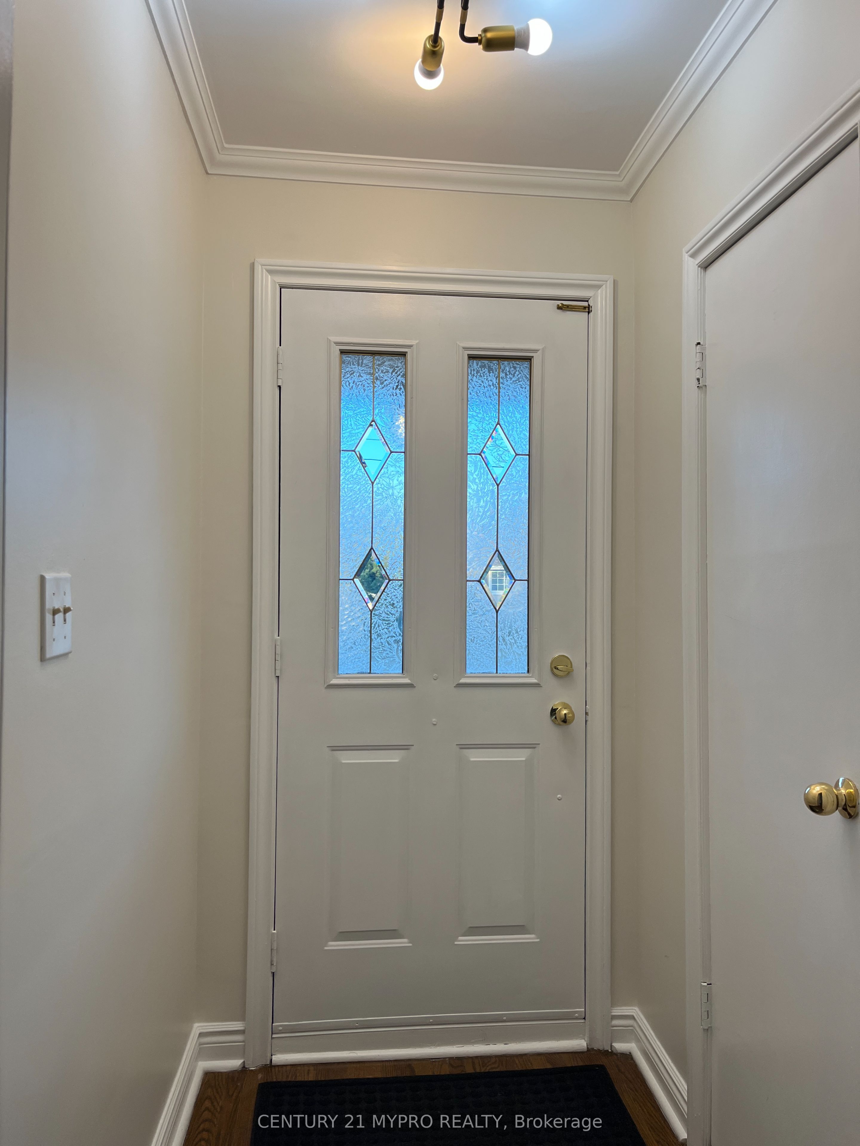 Additional image 4 of 284 Hampton Heath Road, Burlington, ON, L7L 4P5