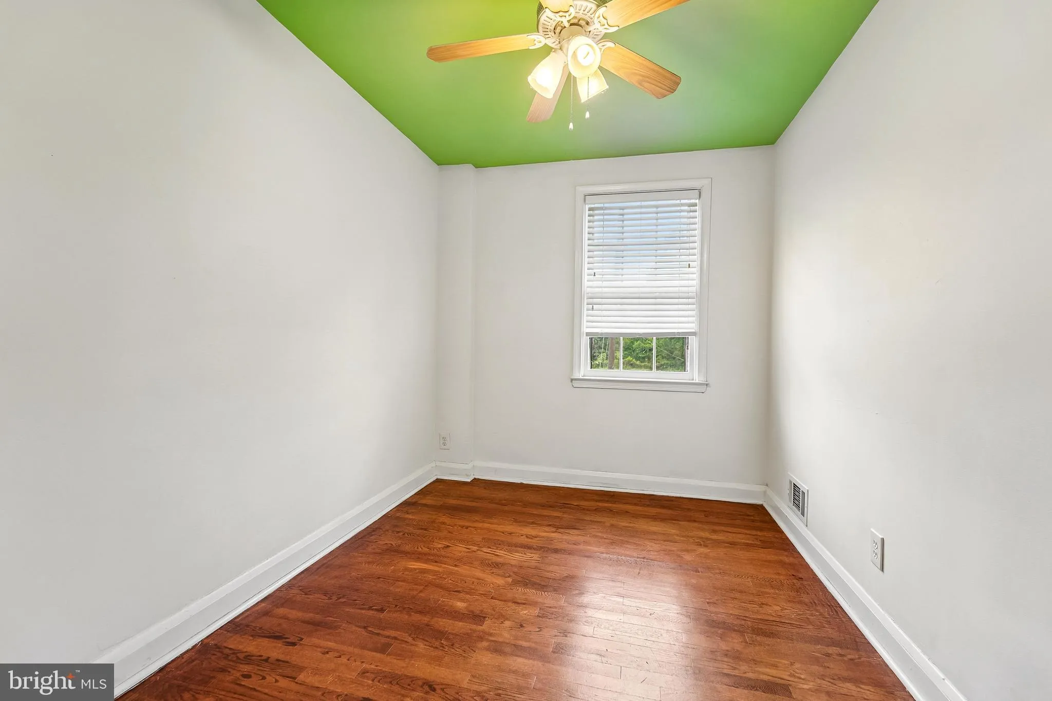 Additional image 52 of 5512 Medwick Garth N, Baltimore, MD 21228