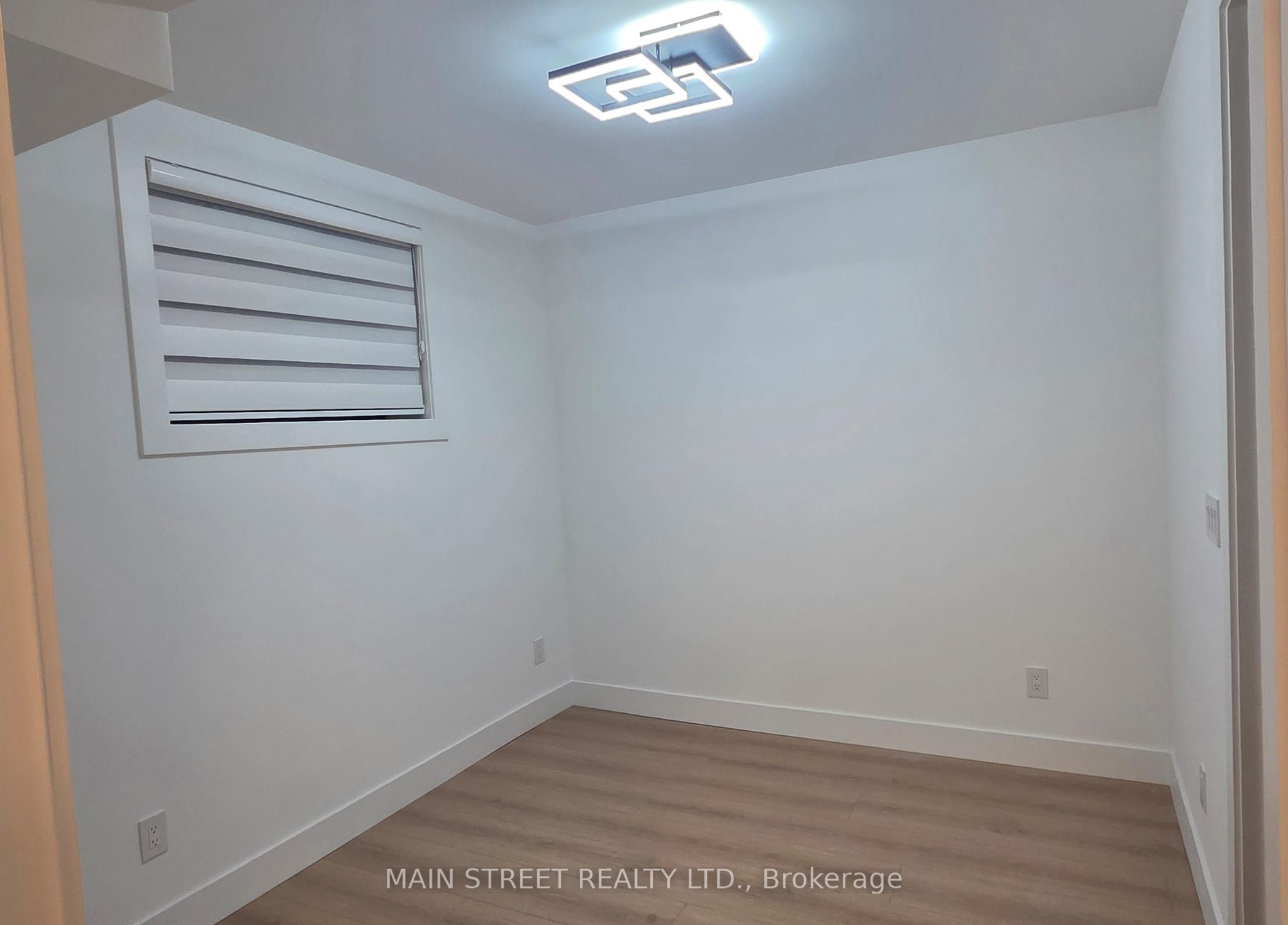 Additional image 5 of 311 Fiona Terrace, Mississauga, ON, L5A 3E5