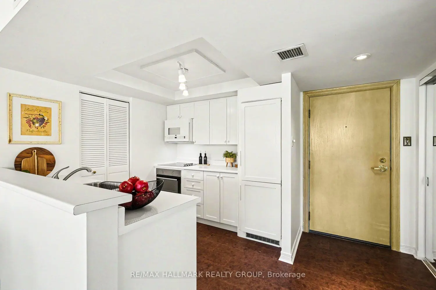 Additional image 6 of 30 Charlevoix Street 103