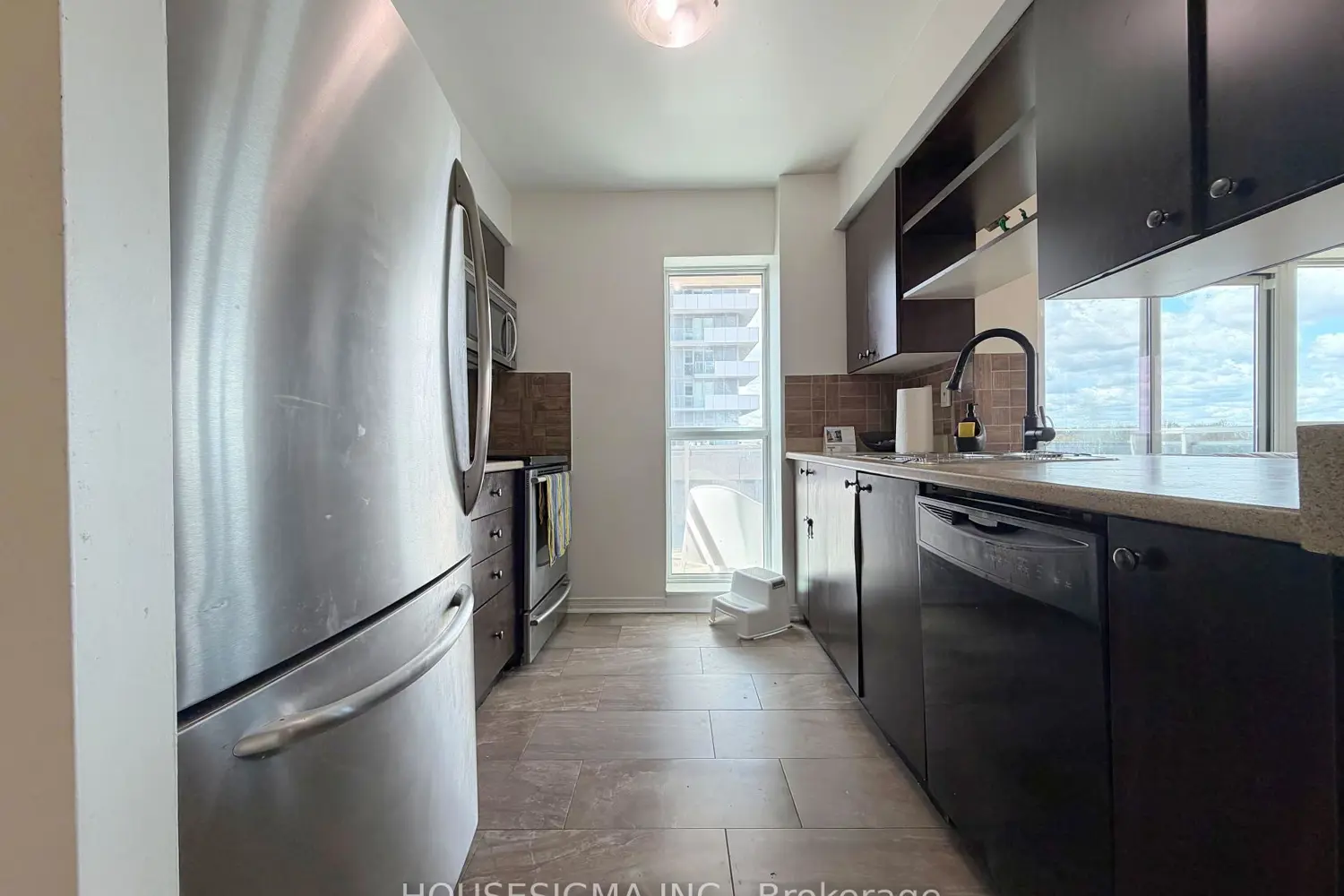Additional image 3 of 215 Queen Street 509
