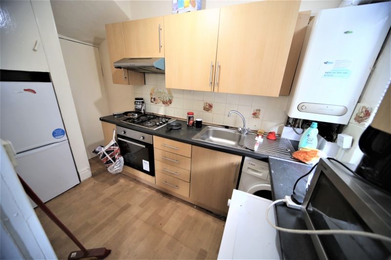 Additional image 3 of 2 bed terraced house to rentHarold Road, Hyde Park, Leeds LS6