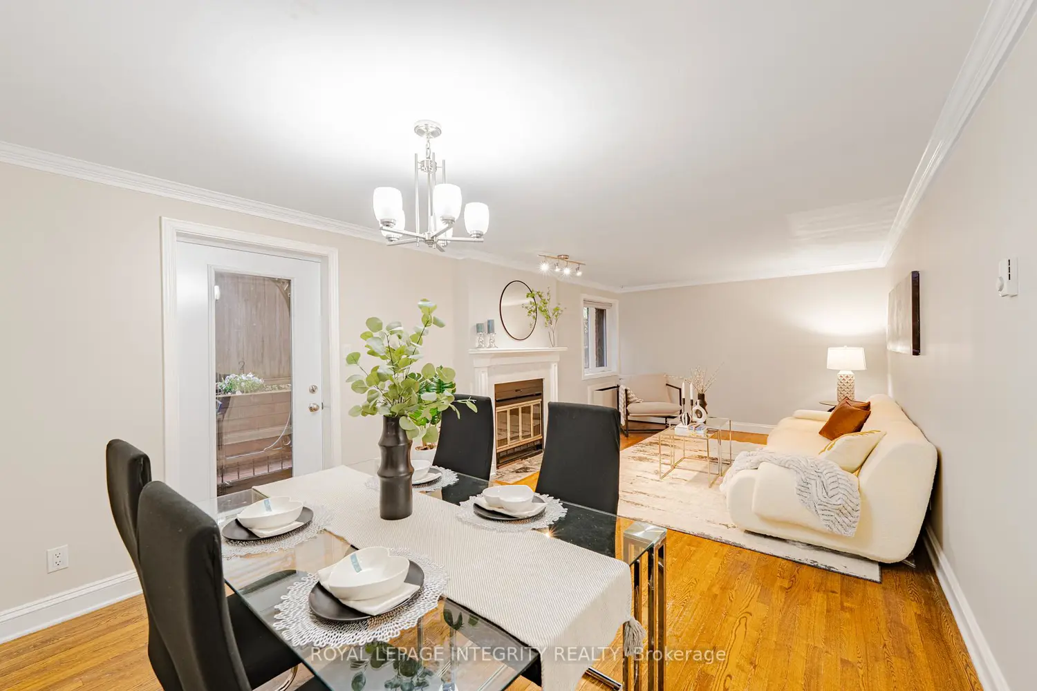 222 Russell Avenue 103 photo 2