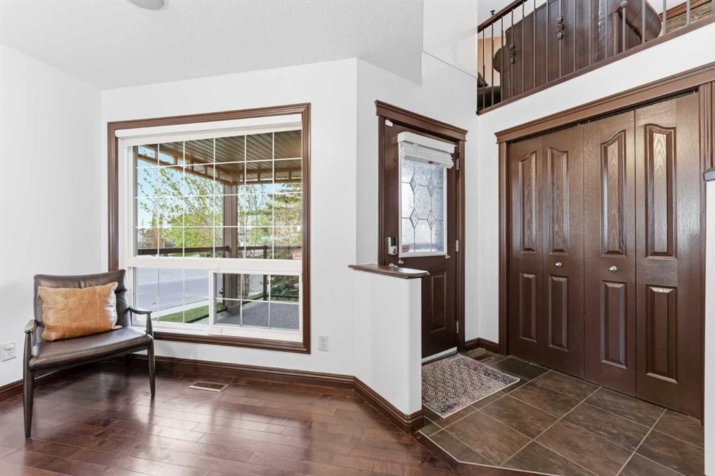 Additional image 3 of 225 Panamount Road, Calgary, AB, T3K 0H9