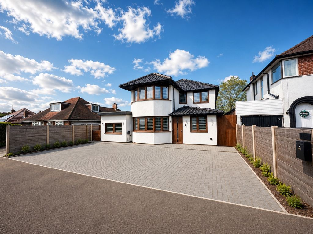 5 bed detached house to rentFelstead Way, Luton, Bedfordshire LU2