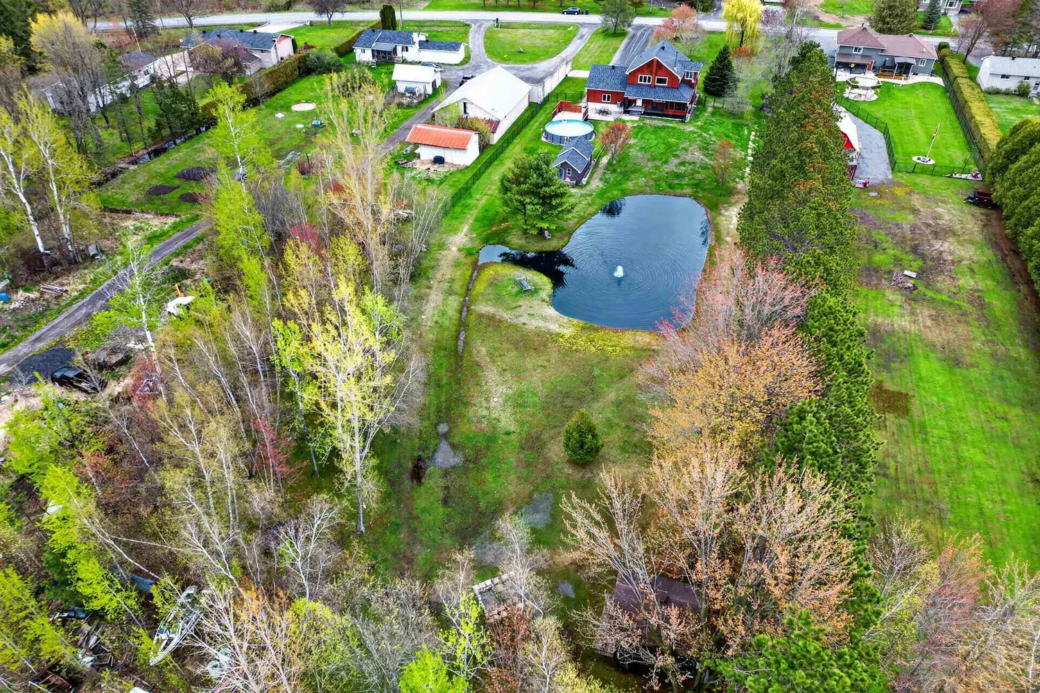 3778 Bouvier Road photo 4