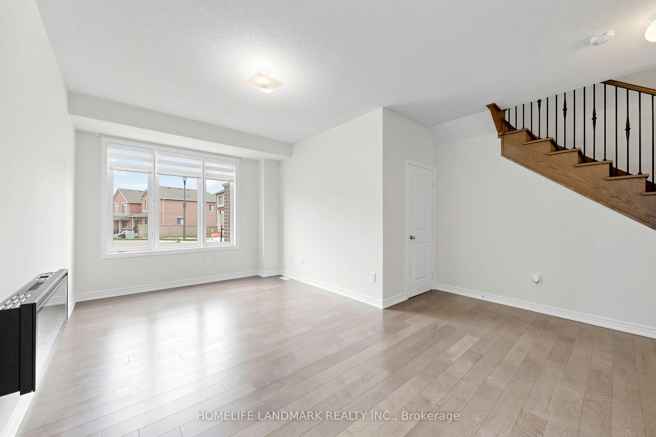 Additional image 5 of 2686 Delphinium Trail, Pickering, ON, L1X 0M1