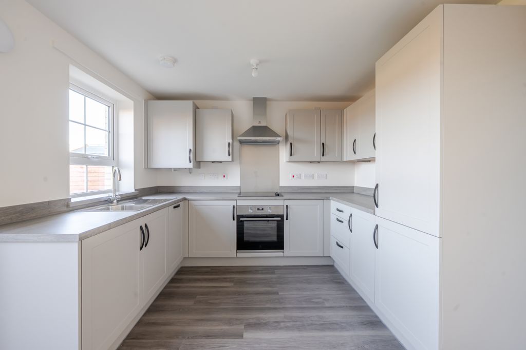 Additional image 2 of 3 bed semi-detached house to rentWembury Lane, Hampton Beach, Peterborough PE7