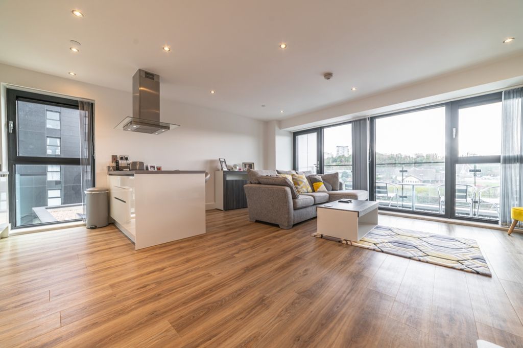 Additional image 3 of 2 bed flat to rentWatkiss Way, Cardiff CF11