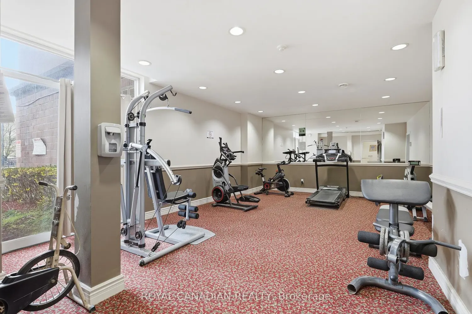 Additional image 17 of 7405 Goreway Drive 619