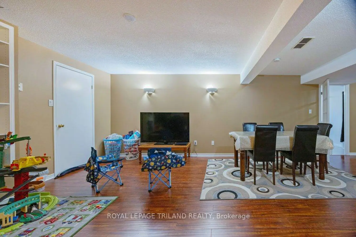 Additional image 15 of 22 Stoneycreek Crescent