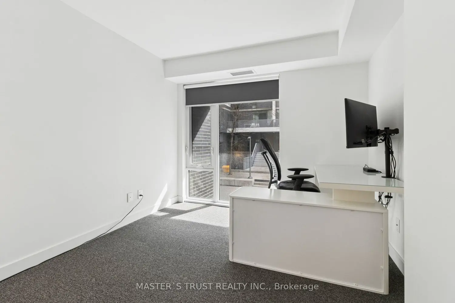 160 Flemington Road Th109 photo 2