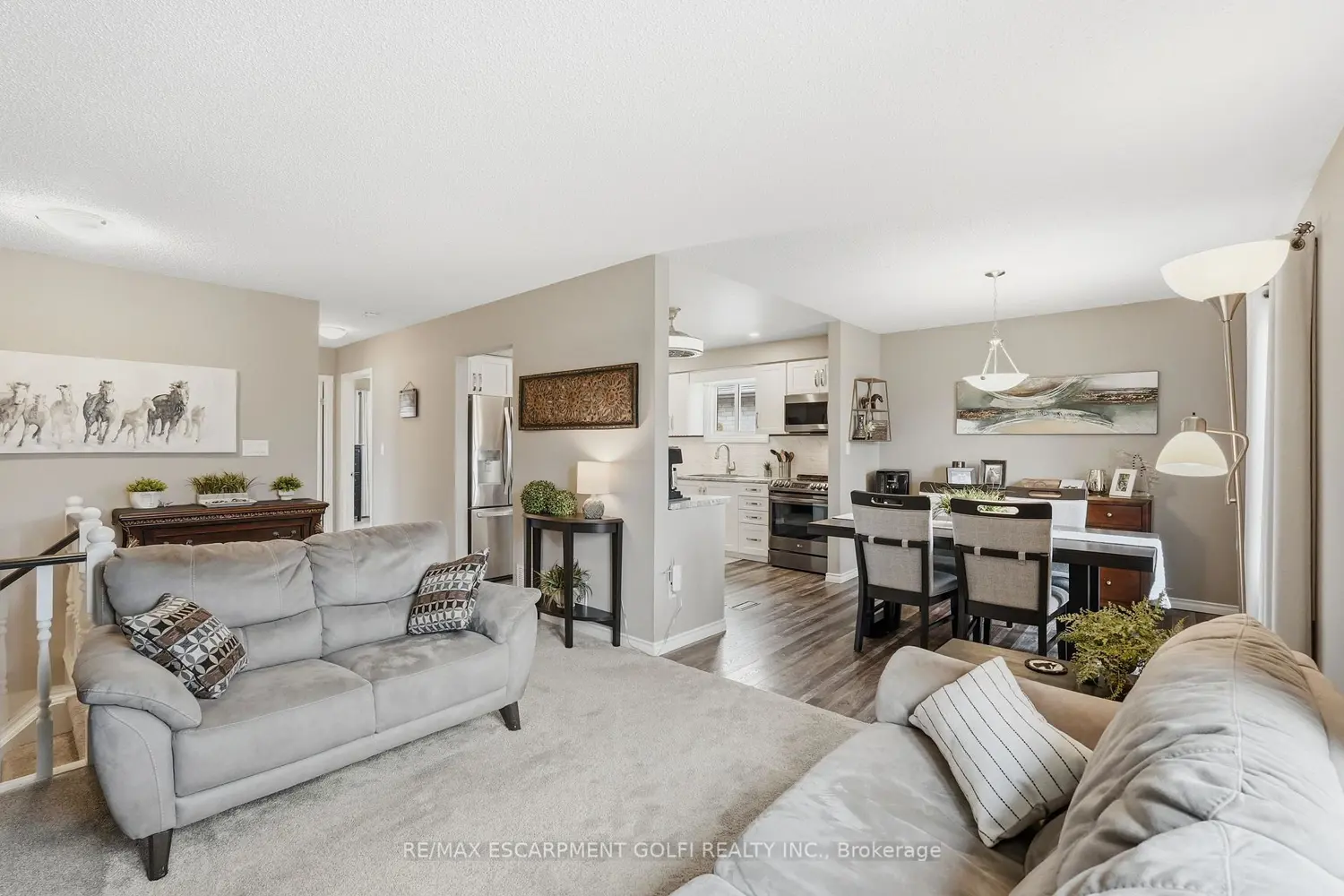 Additional image 5 of 32 Hobart Crescent