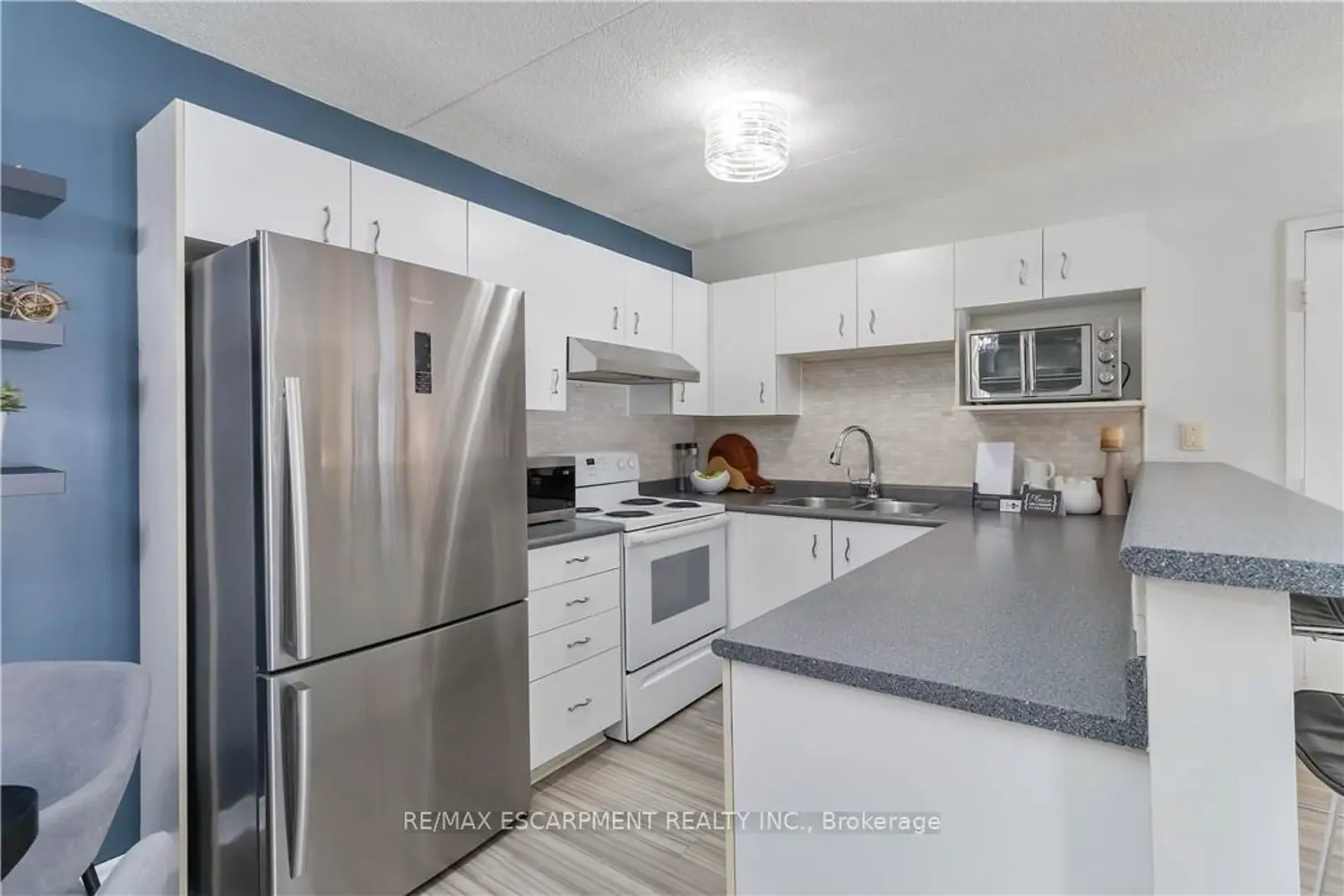 Additional image 3 of 4015 Kilmer Drive 110