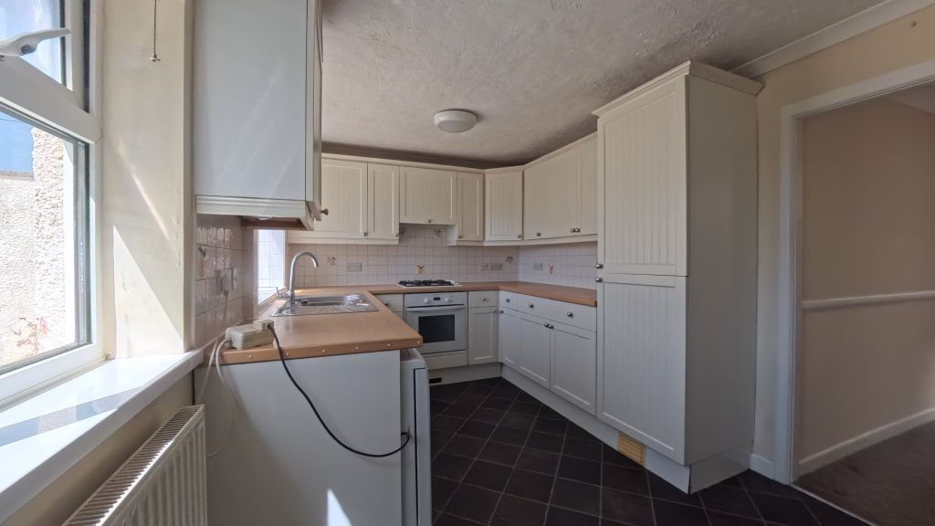 Additional image 6 of 3 bed detached bungalow to rentSndbay, Weston-Super-Mare BS22