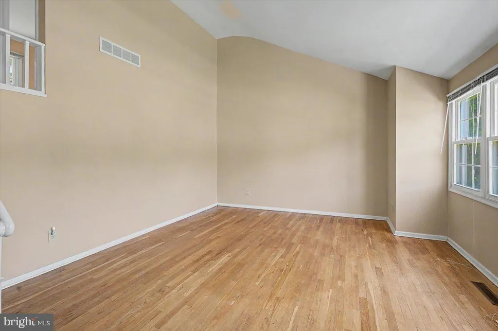 Additional image 3 of 602 Shue Drive, Newark, DE 19713