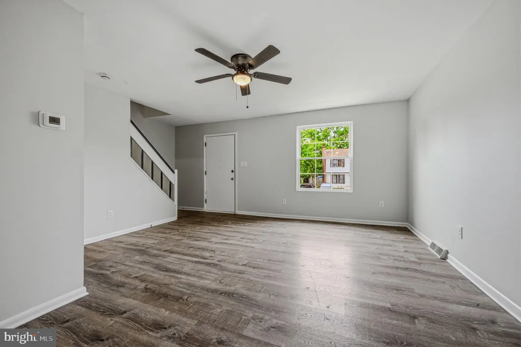 Additional image 7 of 217 W Edgewater Way, Newark, DE 19702