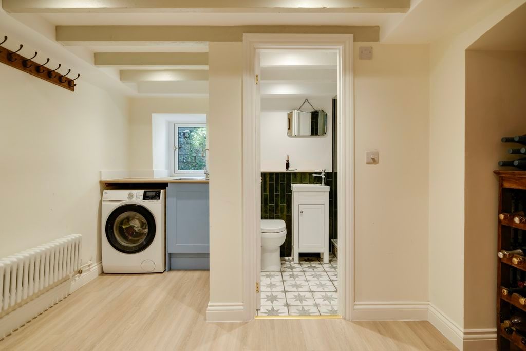 Additional image 16 of 3 bed flat for saleChantry Road, Clifton, Bristol BS8