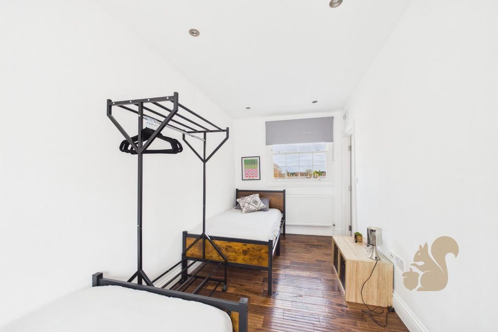Additional image 10 of 2 bed flat to rentSt. Johns Street, Bury St. Edmunds IP33