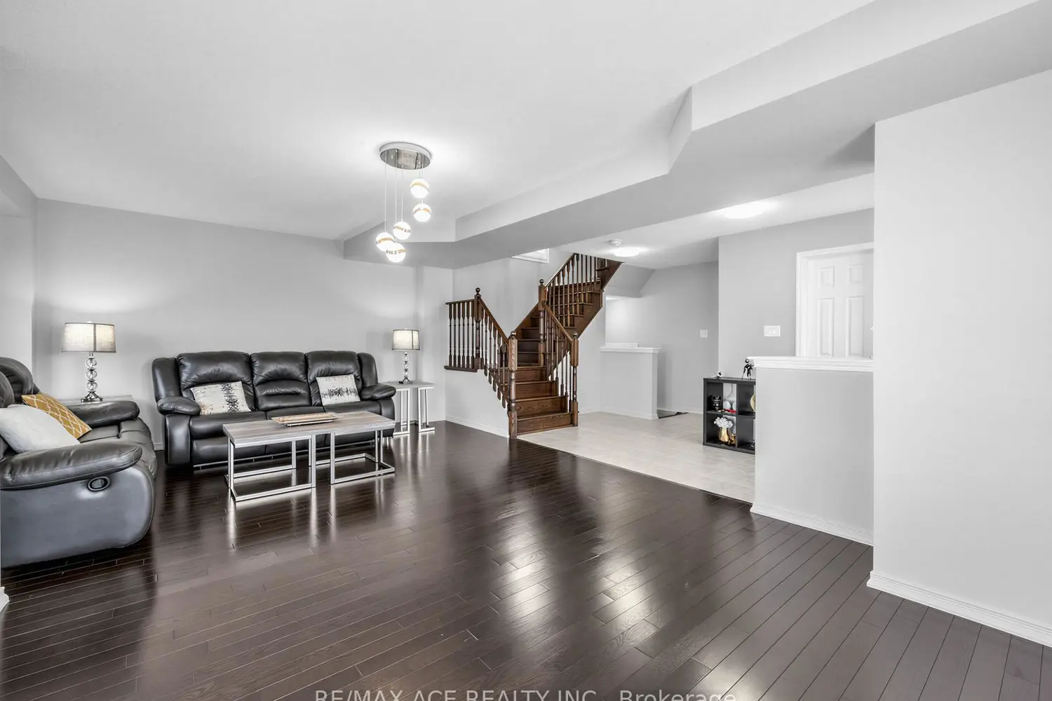 Additional image 5 of 1 Mortlock Street