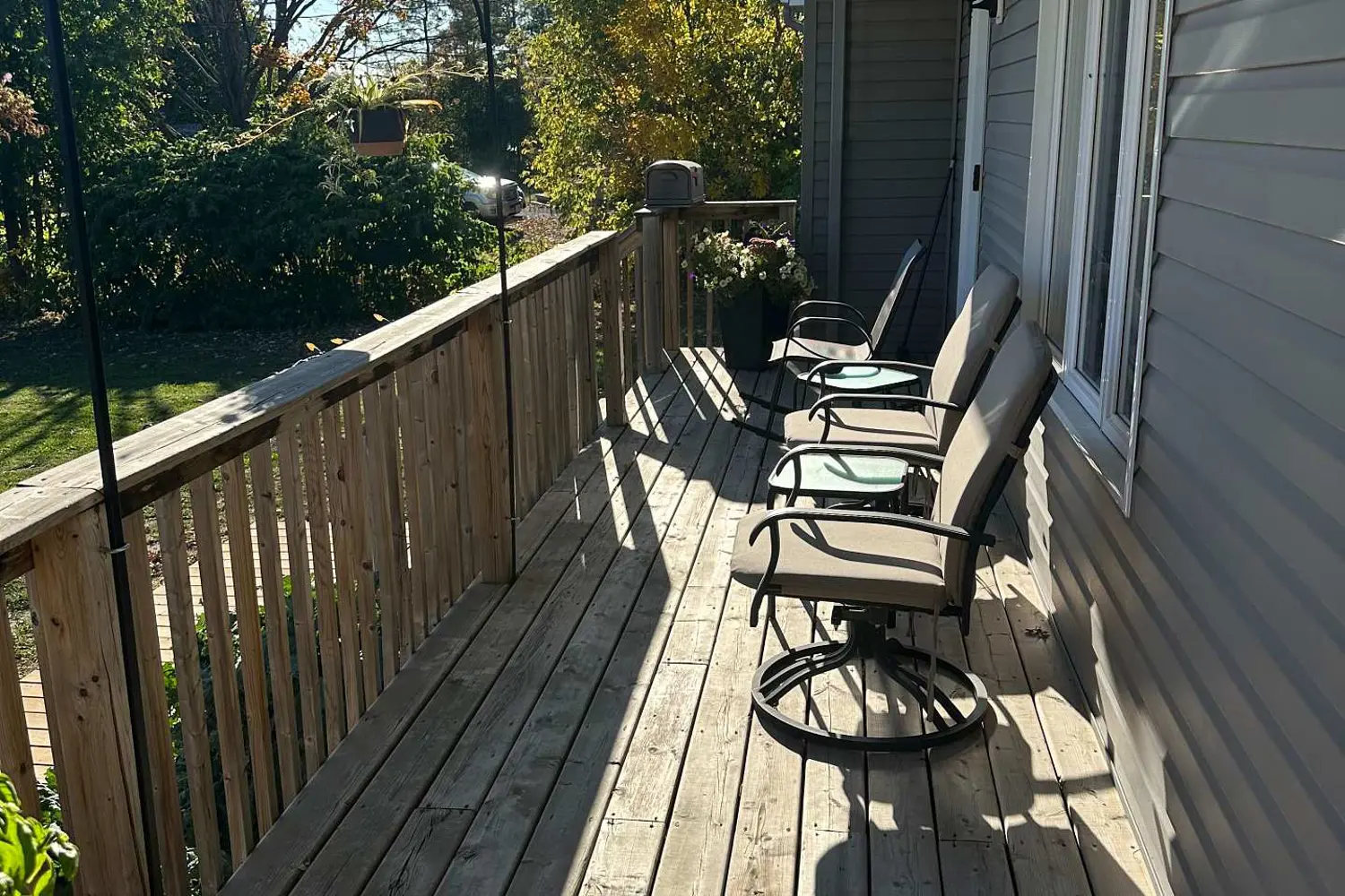 140 Russett Drive photo 4