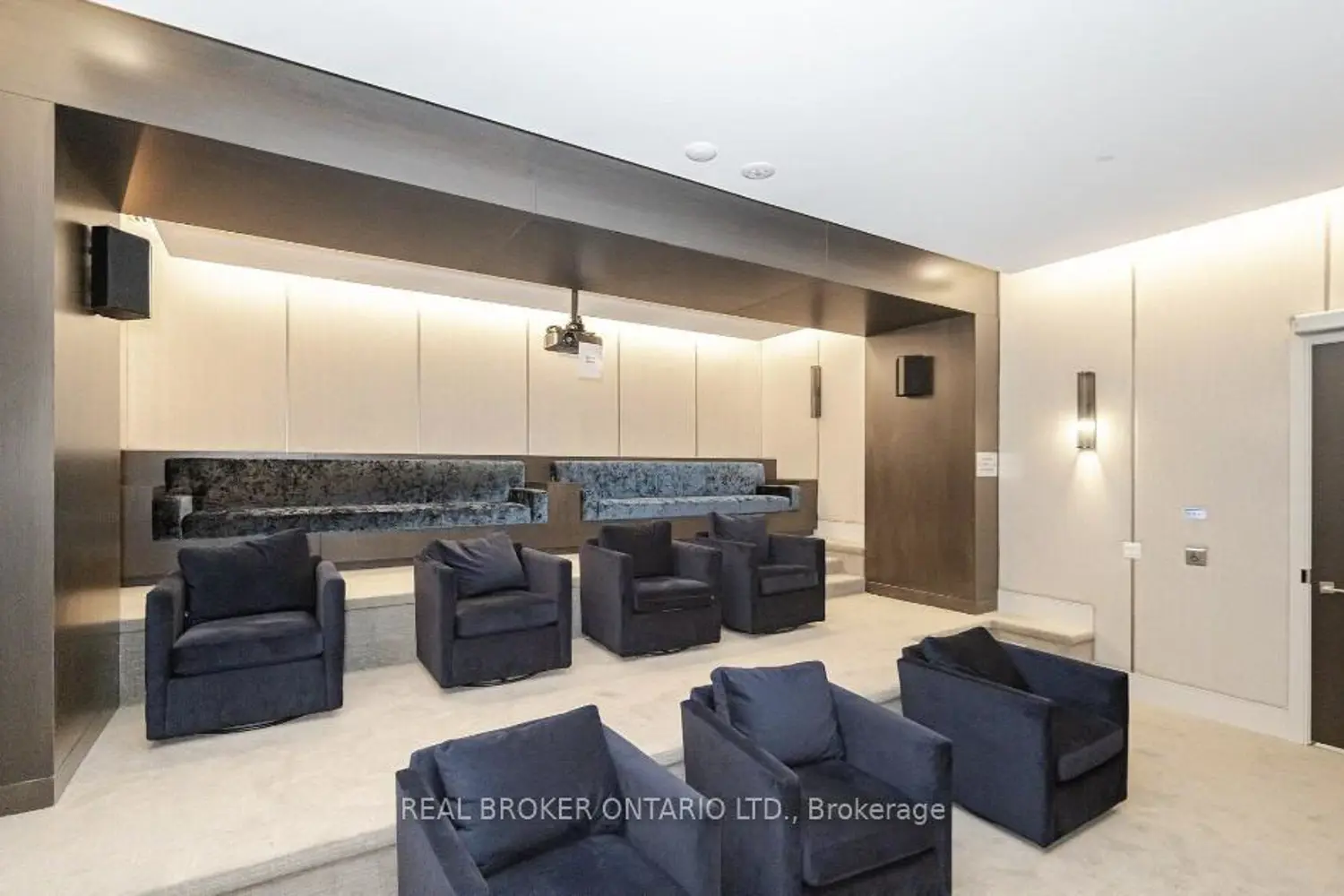 Additional image 16 of 9000 Jane Street 618