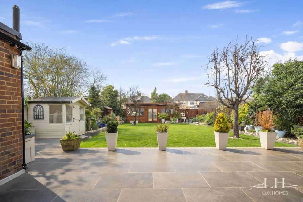 Additional image 6 of 3 bed detached bungalow for saleBrook Close, Romford RM2