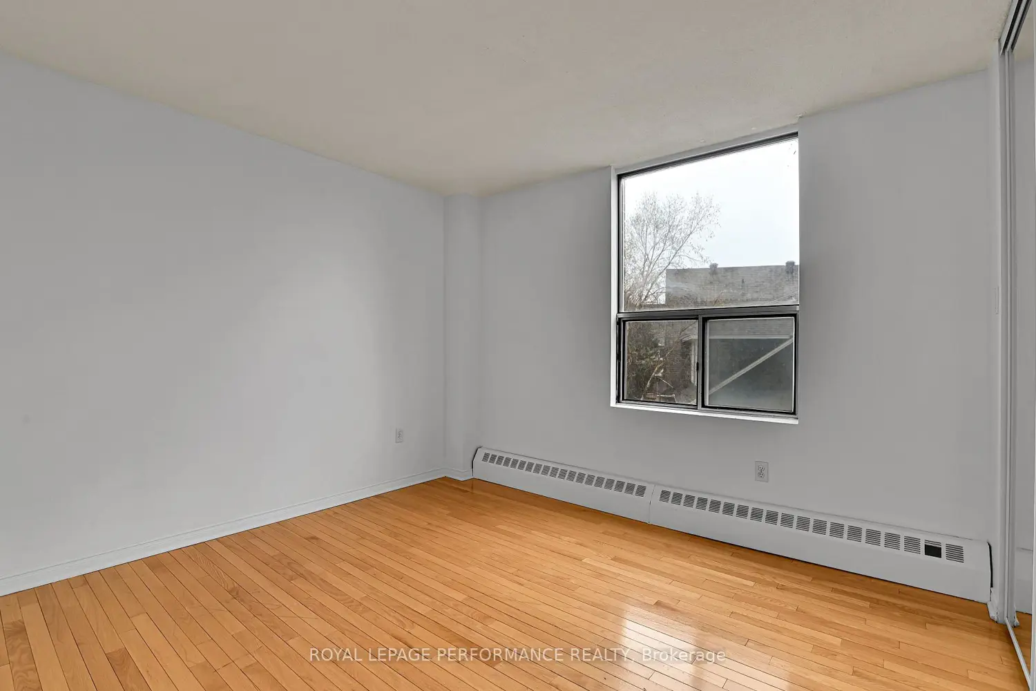 Additional image 15 of 2400 Virginia Drive 307