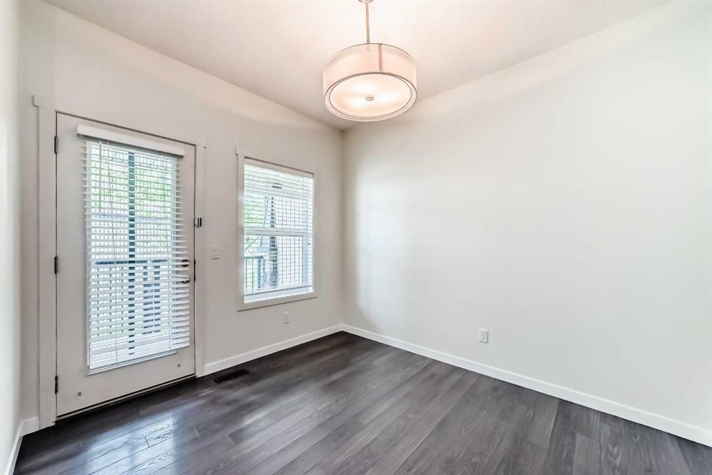 Additional image 5 of 76 Copperpond Landing SE, Calgary, AB, T2Z 1G6