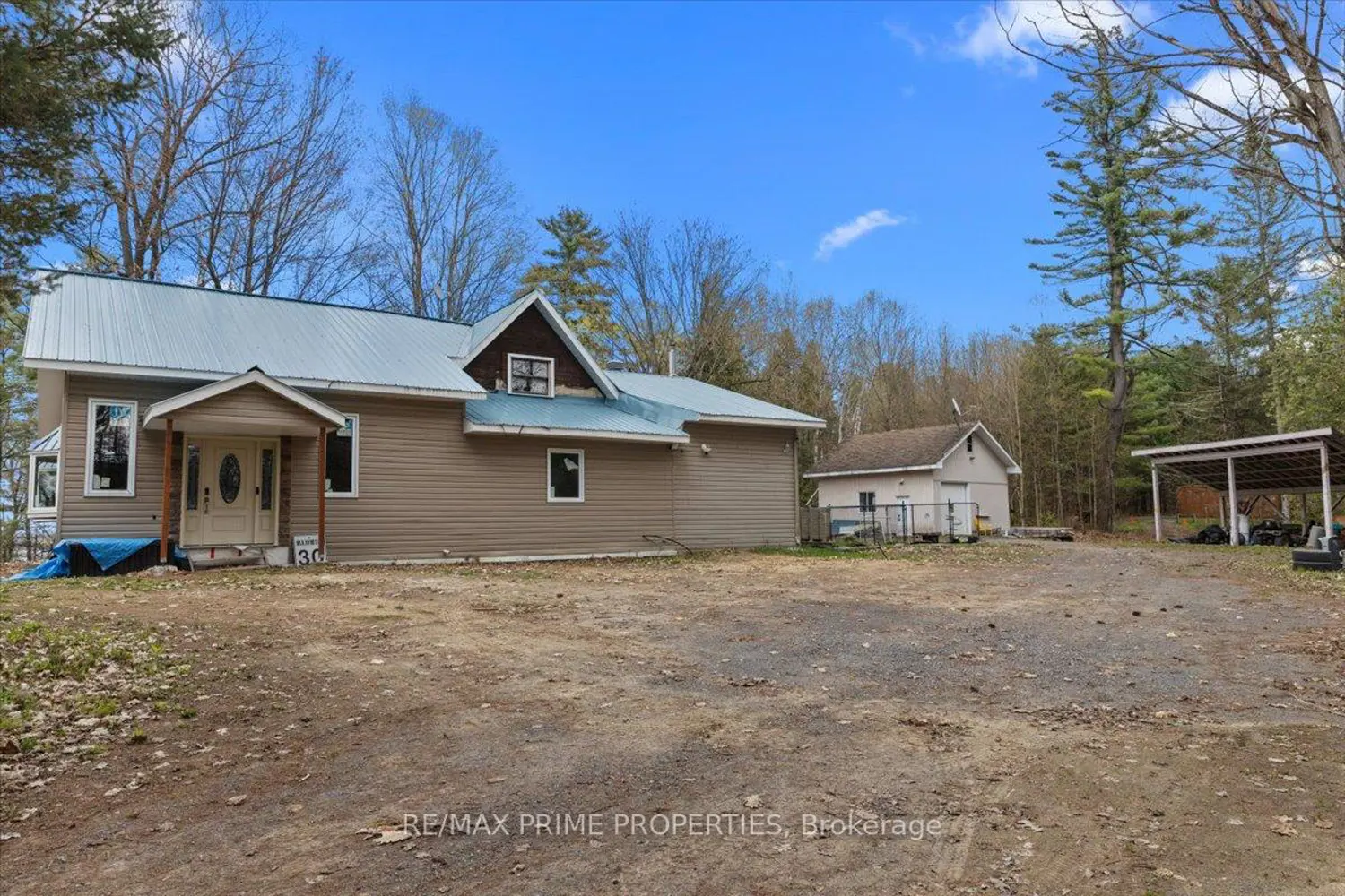 517 Wilson Road photo 2