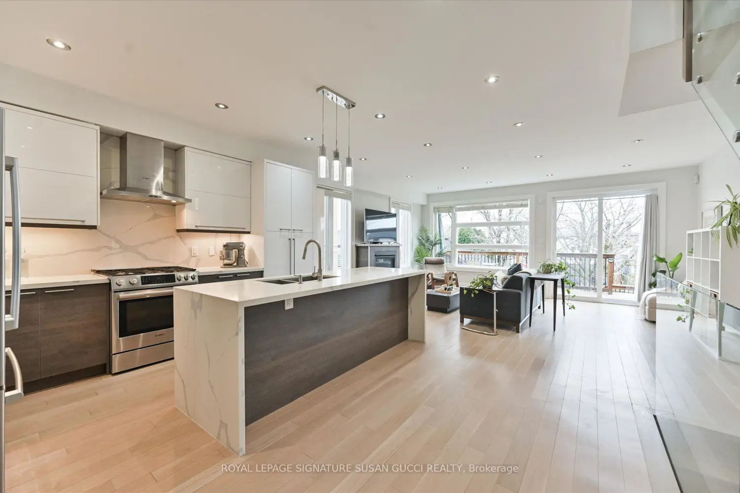 69 Holmstead Avenue photo 5