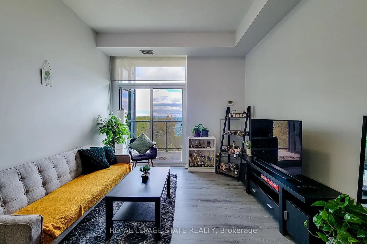 Additional image 7 of 125 Shoreview Place 628