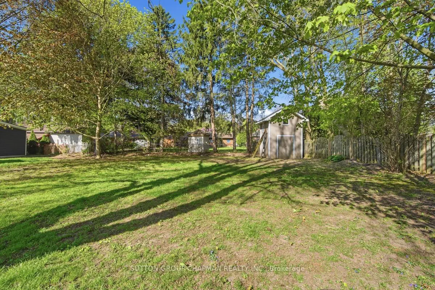 Additional image 16 of 590 Oakridge Drive