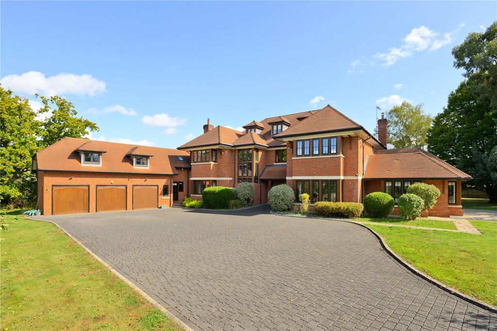 7 bed detached house to rentChavey Down Road, Winkfield Row, Bracknell, Berkshire RG42
